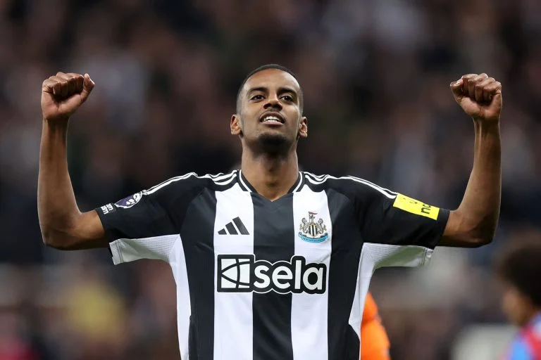 Cover Art For Alexander Isak’s proposed move to Liverpool takes a major turnaround